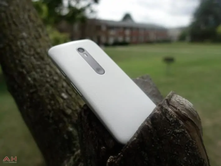 Featured image for Moto G 2015 Gets First Unofficial CM 12.1 Build