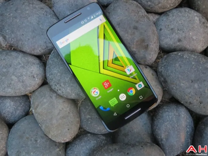 Featured image for Canadian Carriers Rolling Out Marshmallow To The Moto X Play