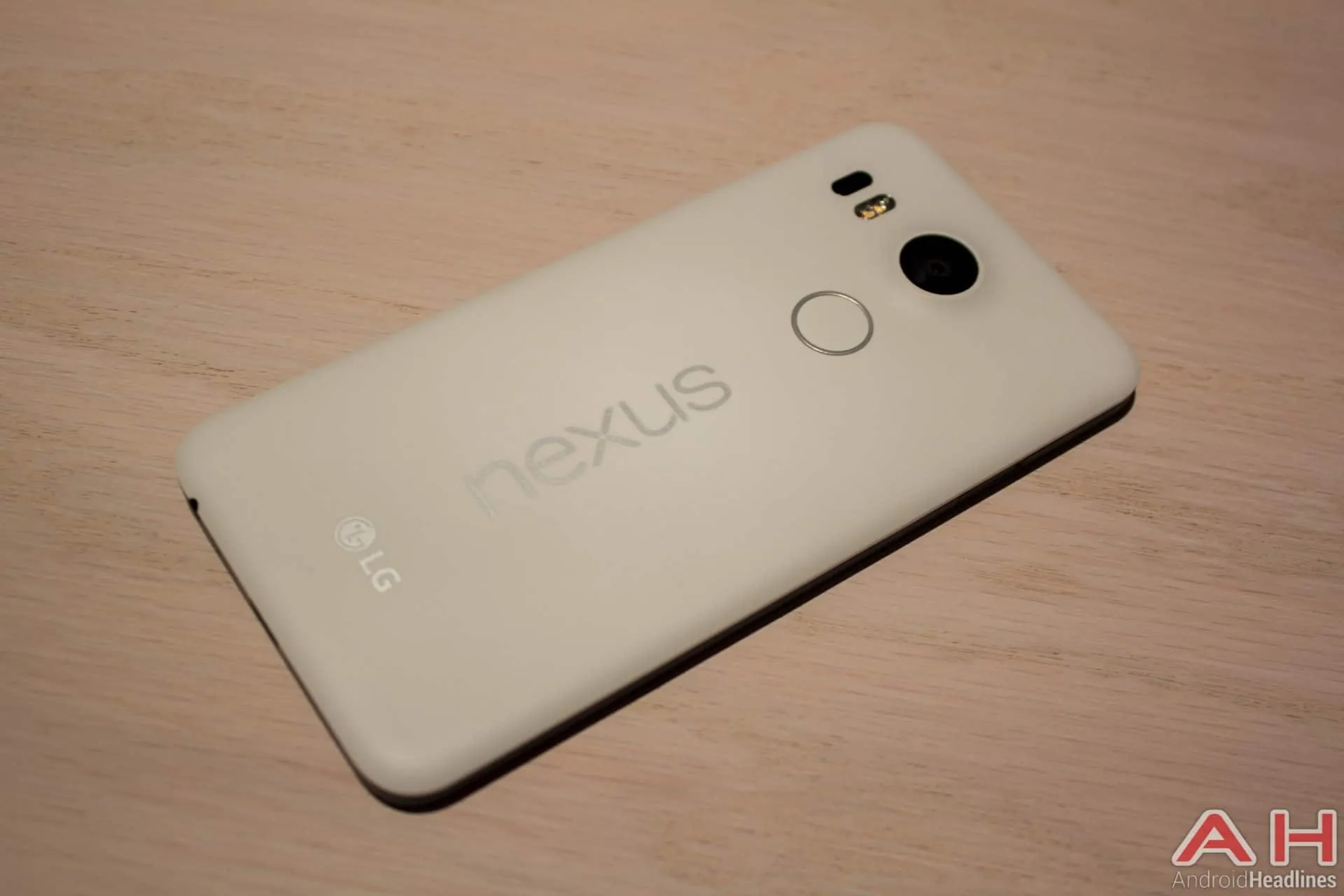 Nexus 5X Hands On AH 6