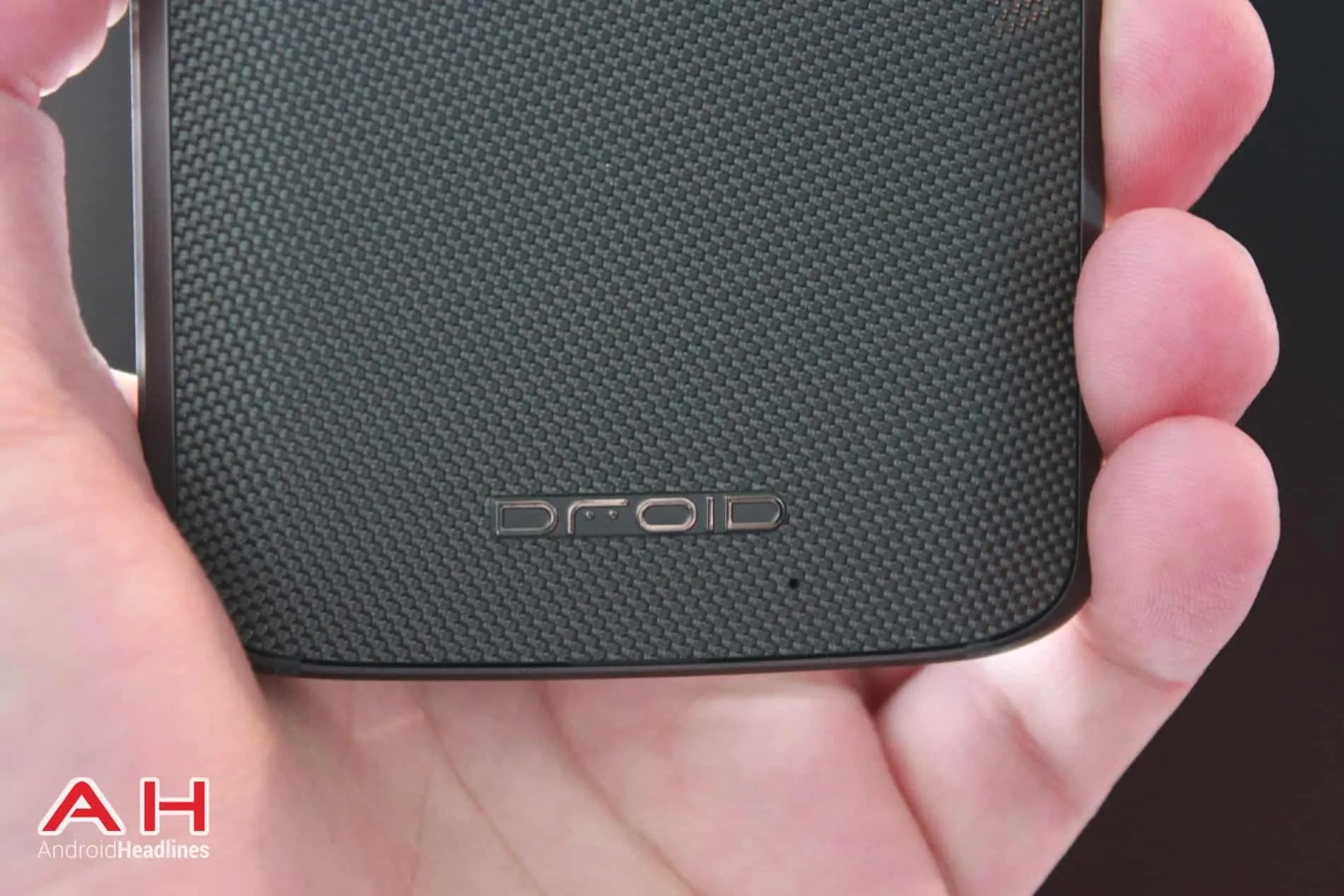 Droid Turbo 2 Hands On 11