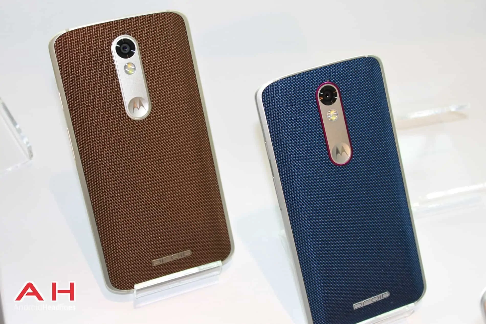 Droid Turbo 2 Hands On 15