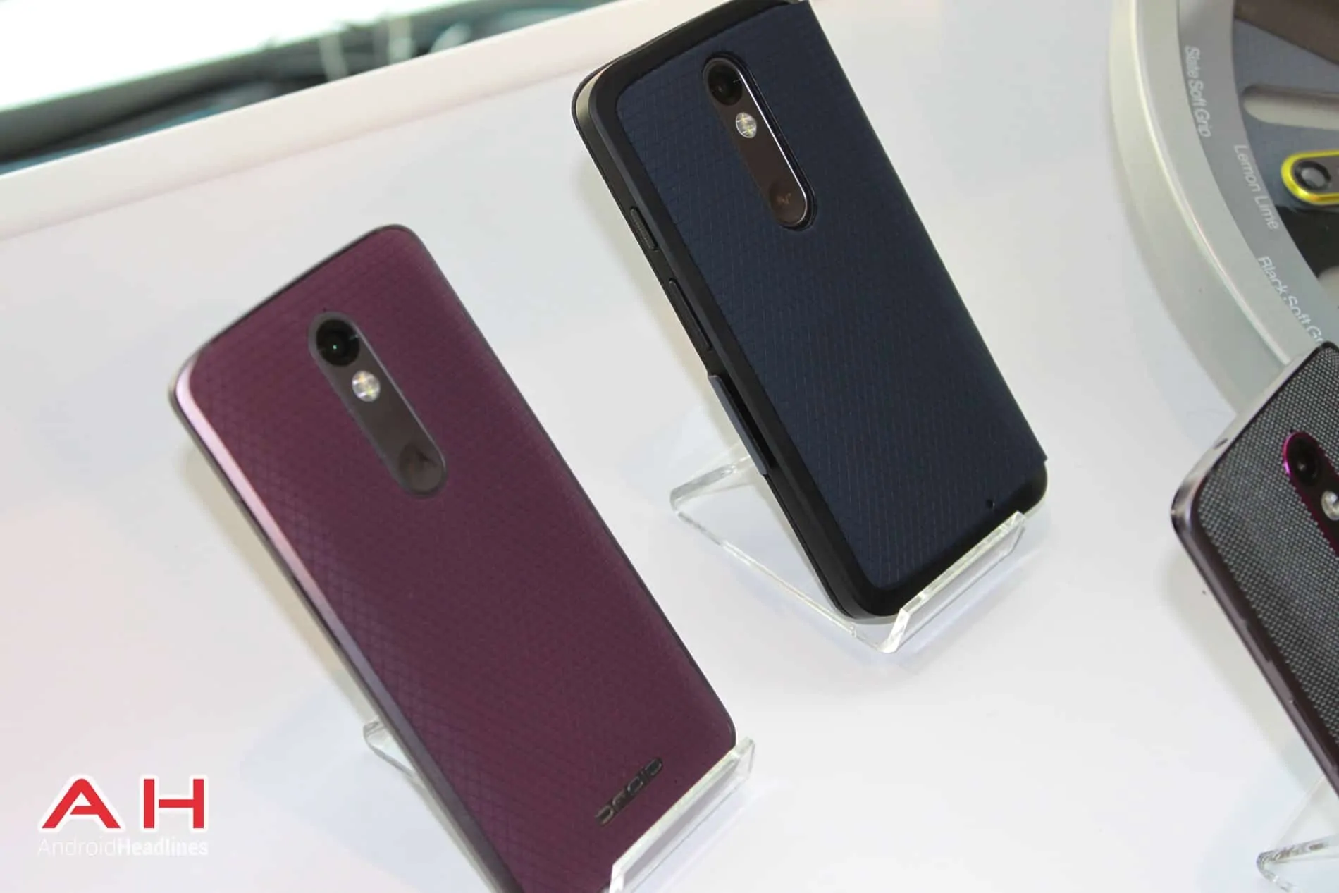 Droid Turbo 2 Hands On 16