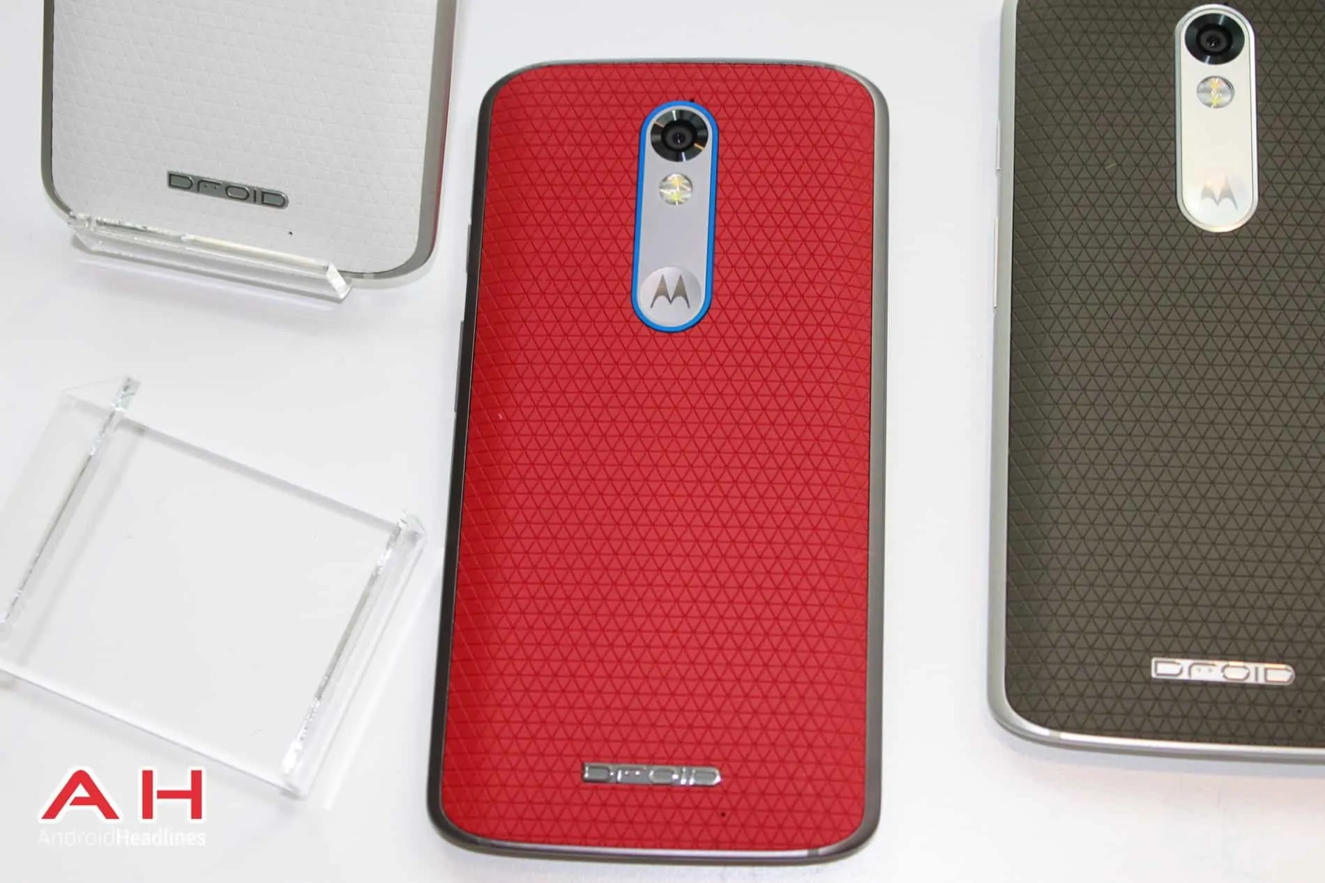 Droid Turbo 2 Hands On 18