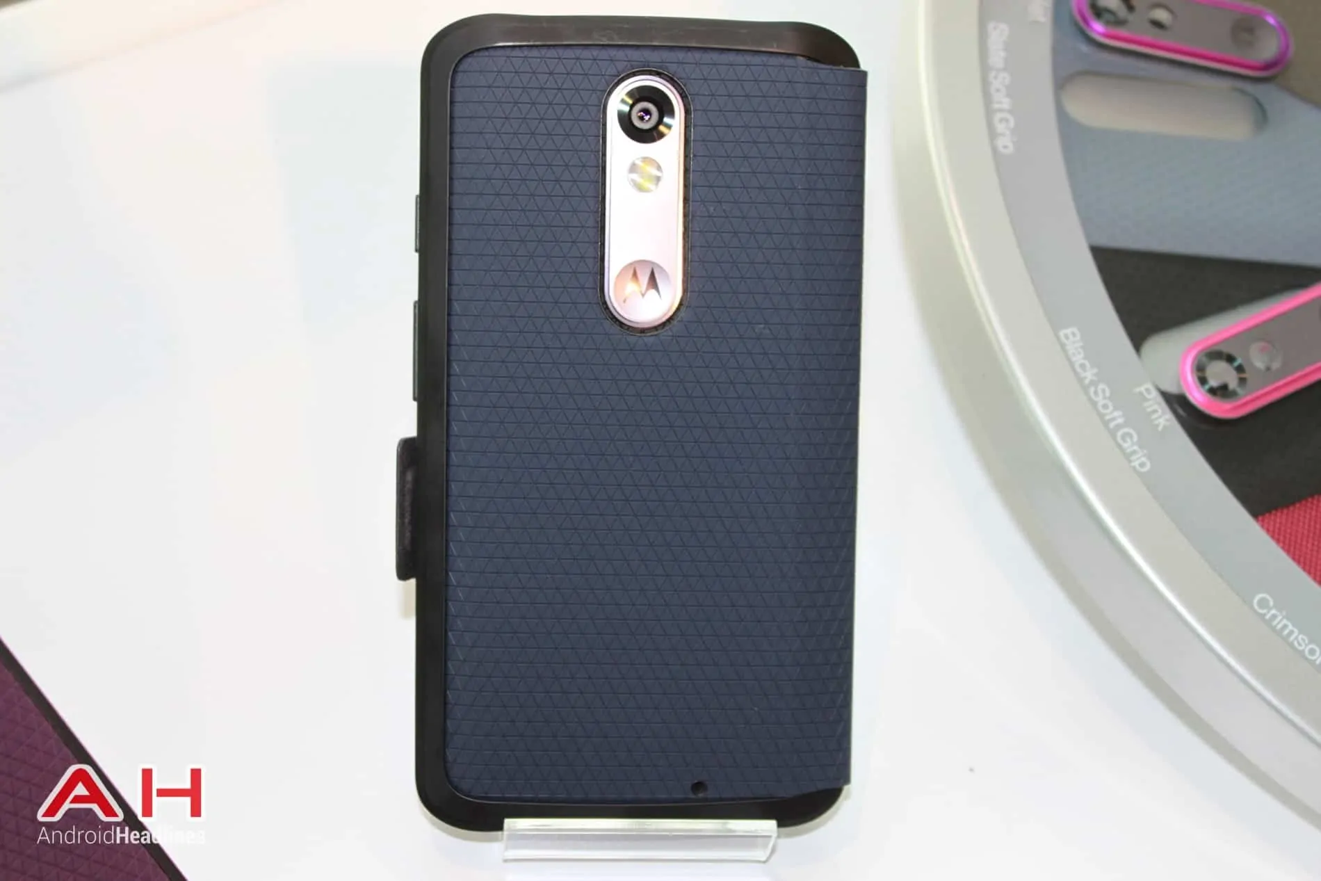 Droid Turbo 2 Hands On 19