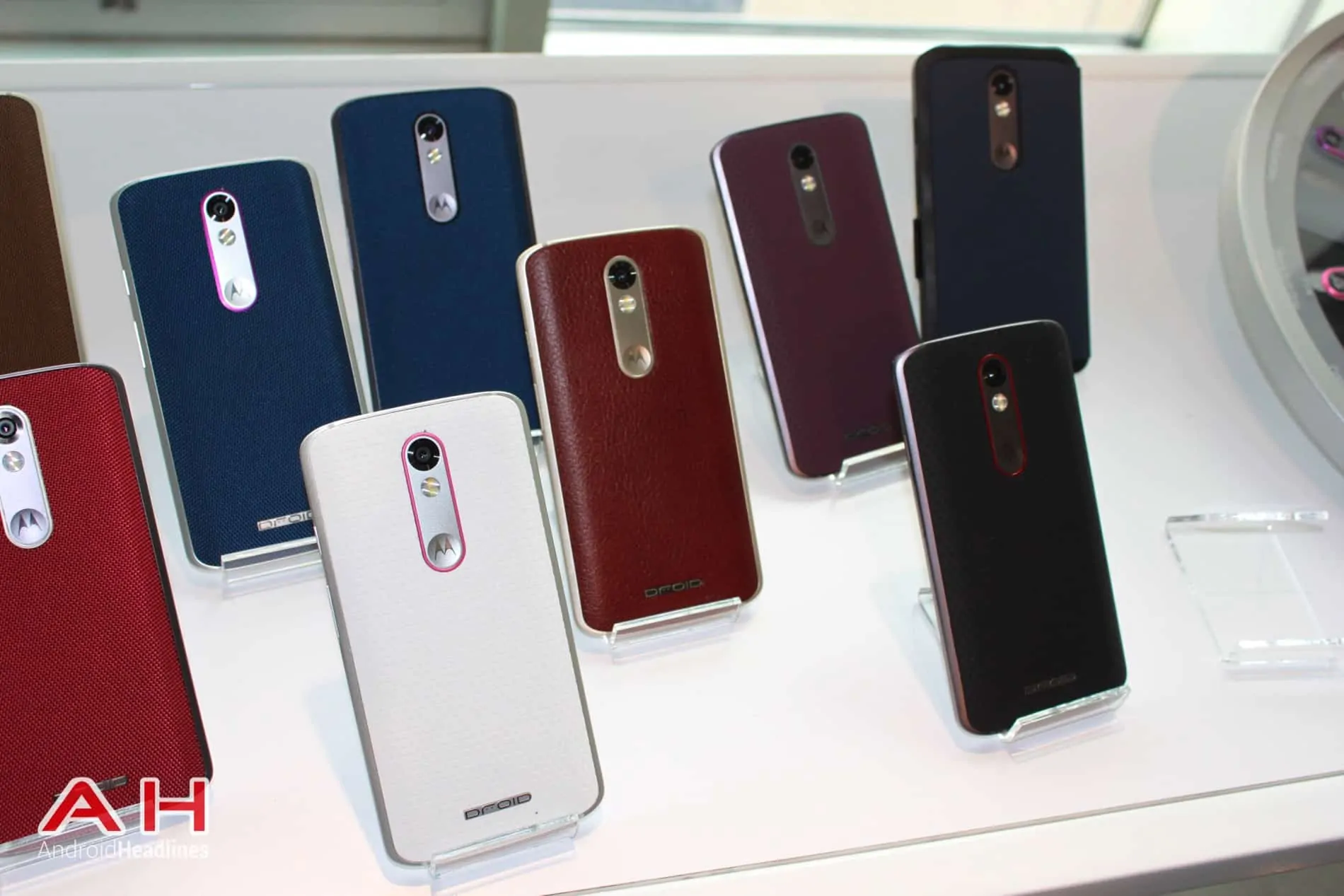 Droid Turbo 2 Hands On 20