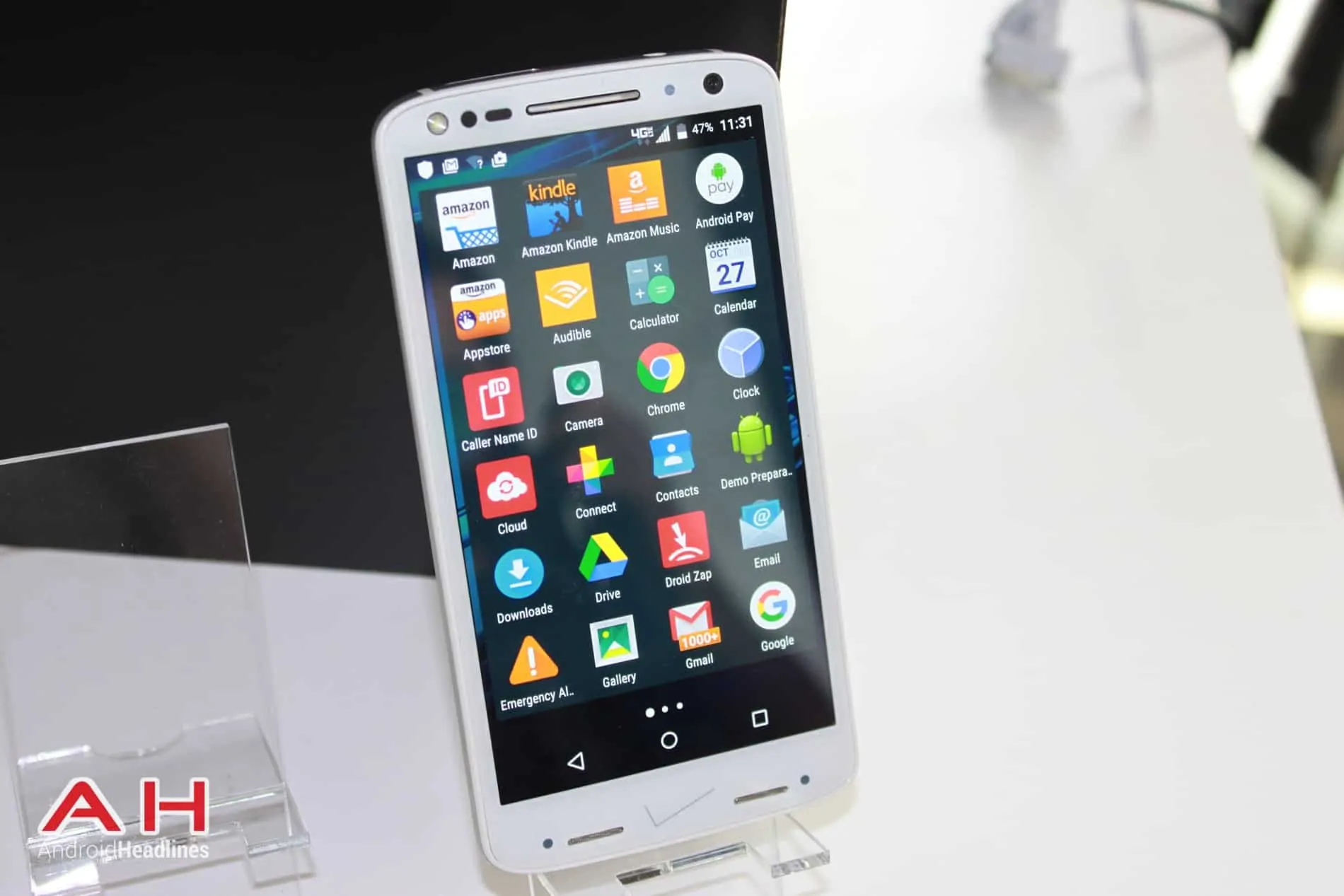 Droid Turbo 2 Hands On 7