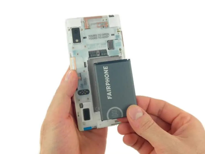 Featured image for Environmentally Friendly Modular Fairphone 2 Now shipping