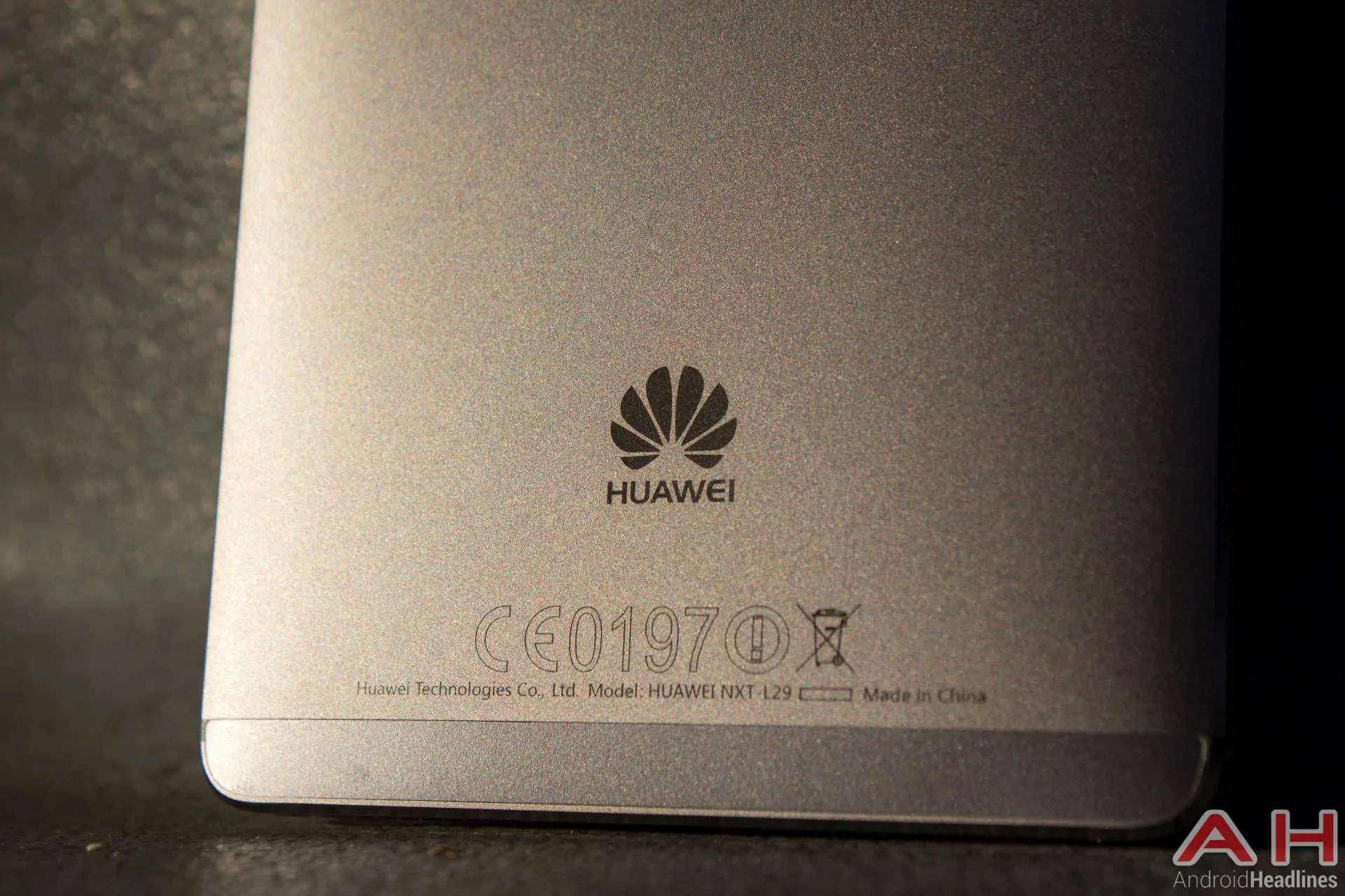 Huawei Mate 8 AH NS logo 2