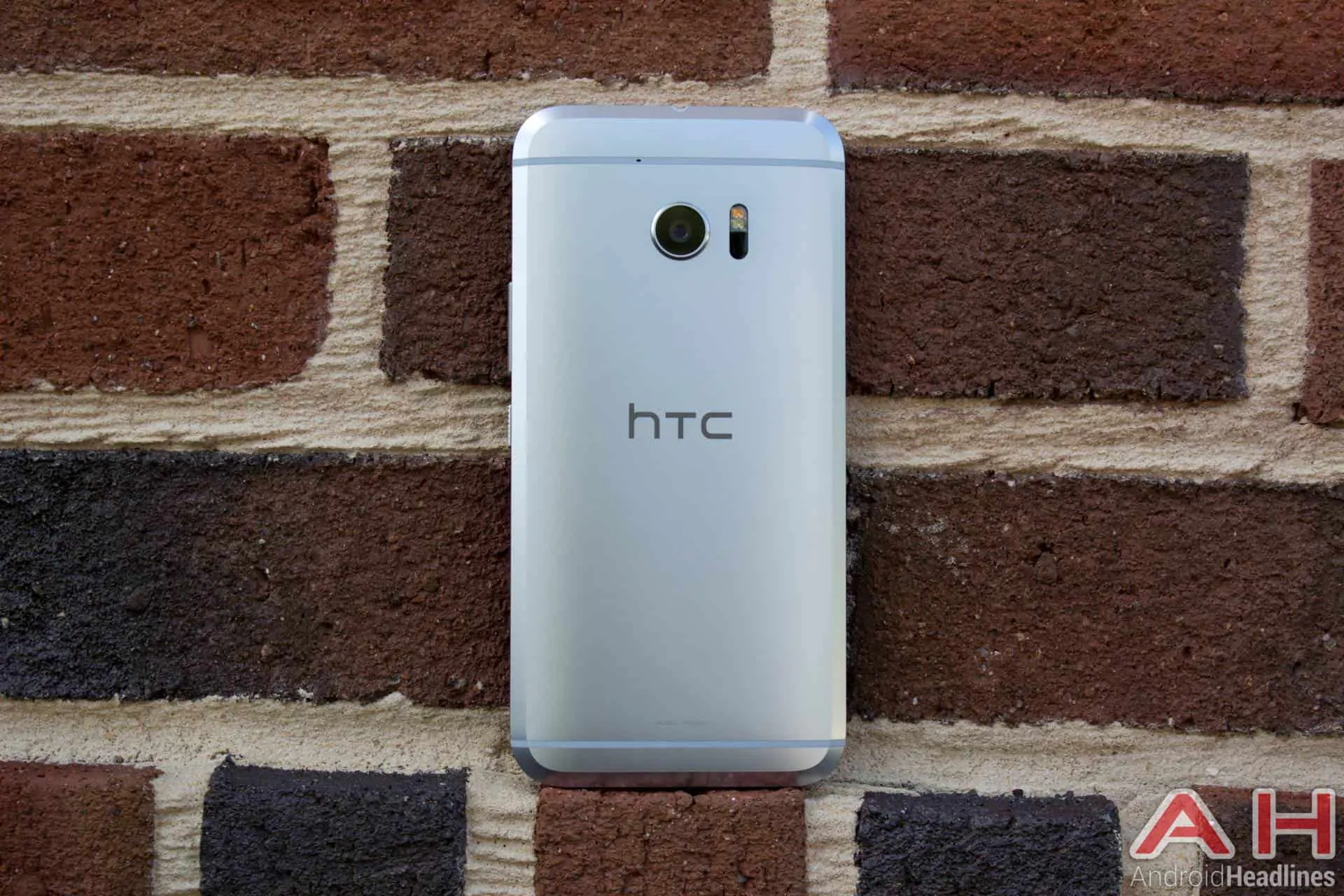 HTC 10 AH NS 19