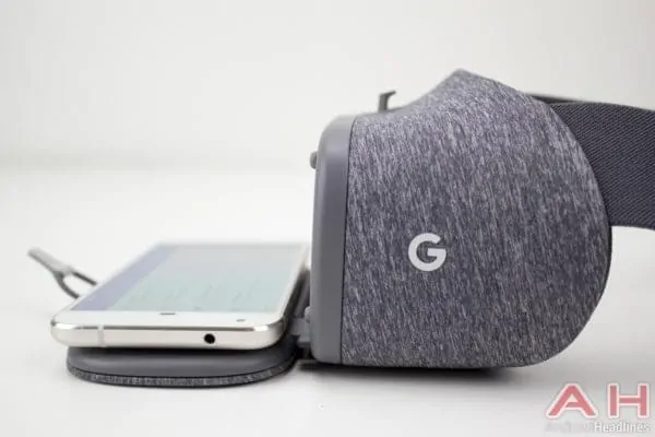 google-daydream-view-vr-ah-ns-side-open-logo