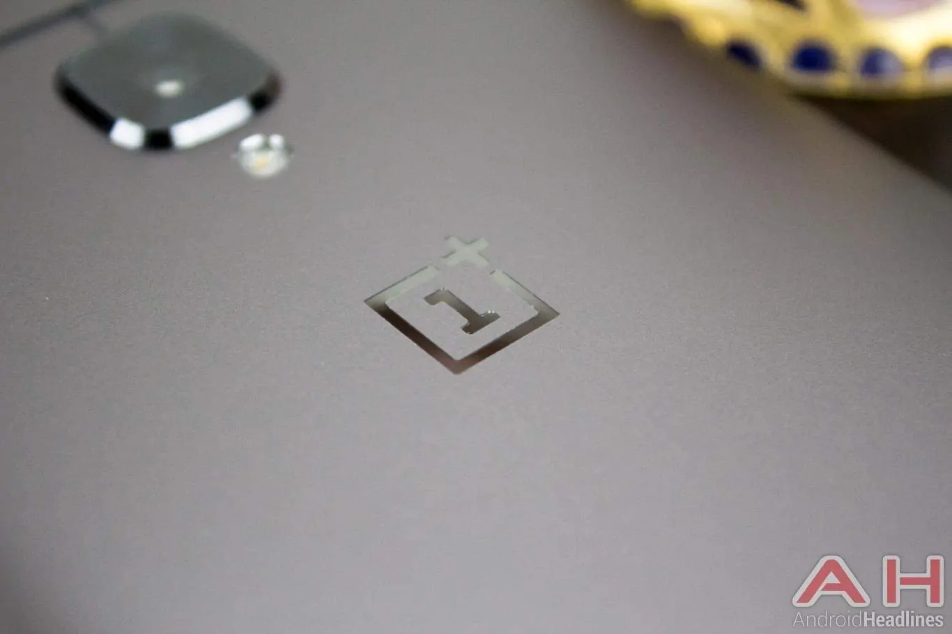 Featured image for OnePlus 3 And 3T Start To Receive OxygenOS 4.1.7