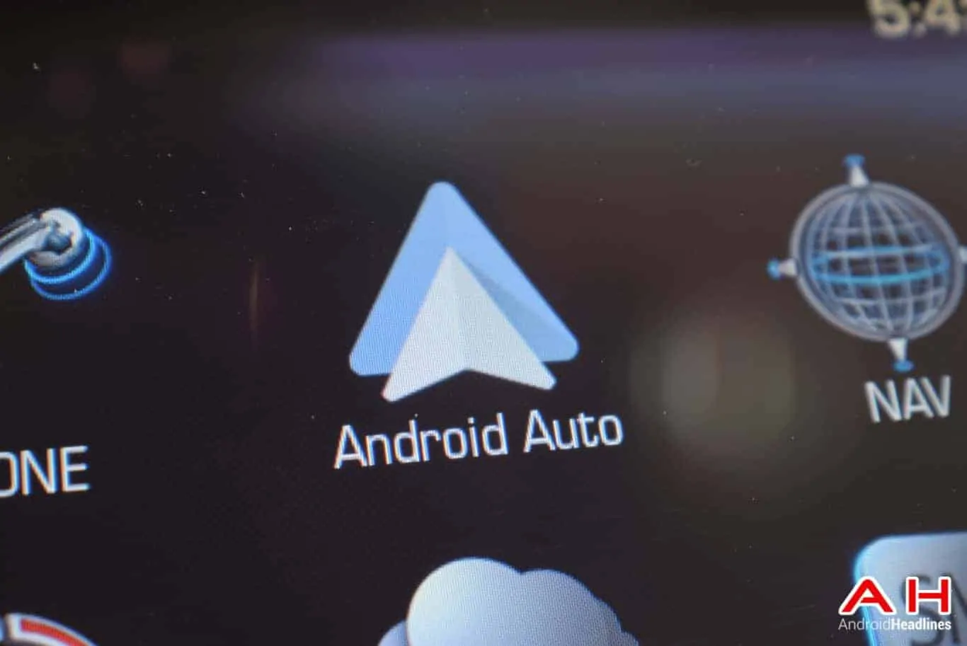 Featured image for Pixel & Nexus Phones Gain Android Auto Wireless Support