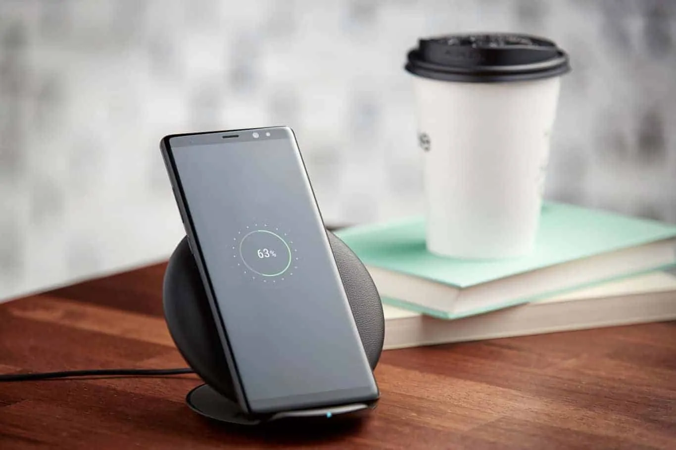 Featured image for The Galaxy Note 8 Features Fast Wireless Charging