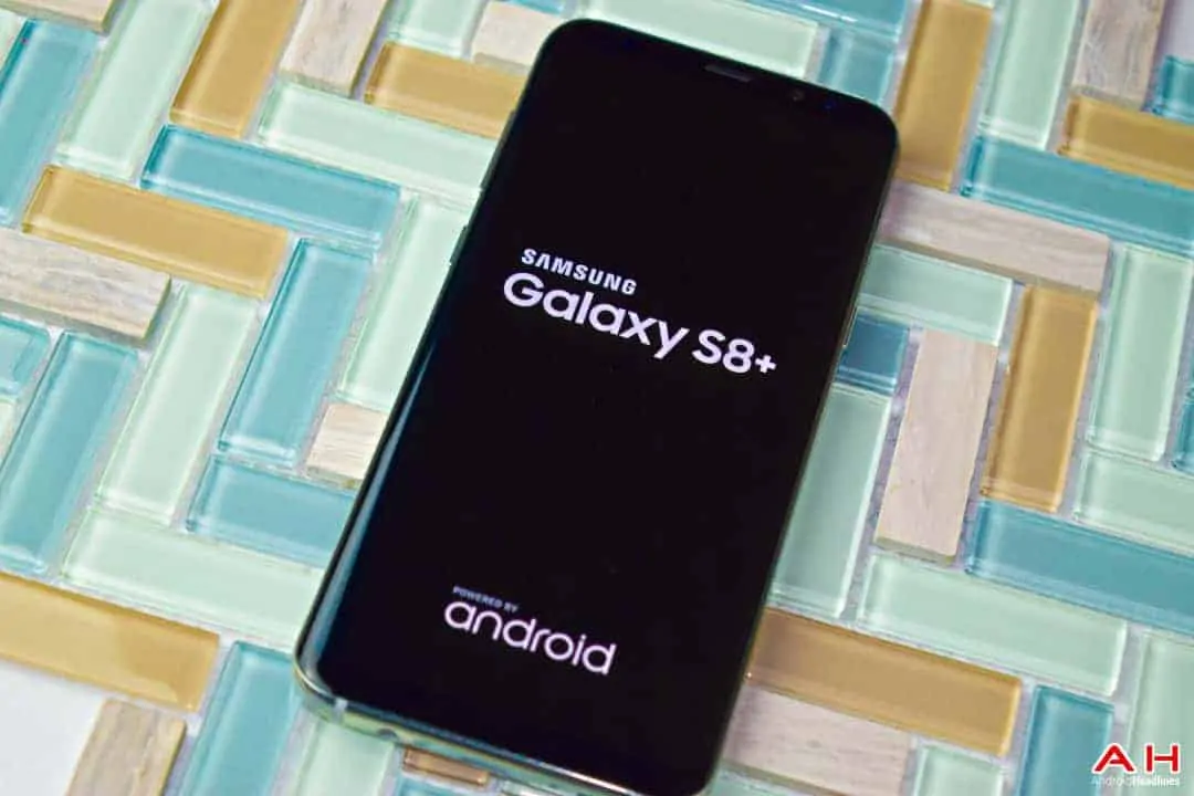 Featured image for Samsung Halts Galaxy S8's Android 8.0 Oreo Rollout: Report