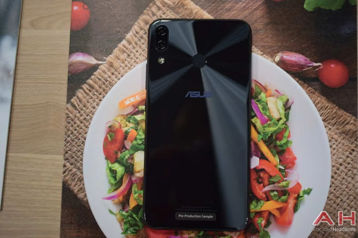 Featured image for Hands-On: ASUS ZenFone 5Z Smartphone – MWC 2018