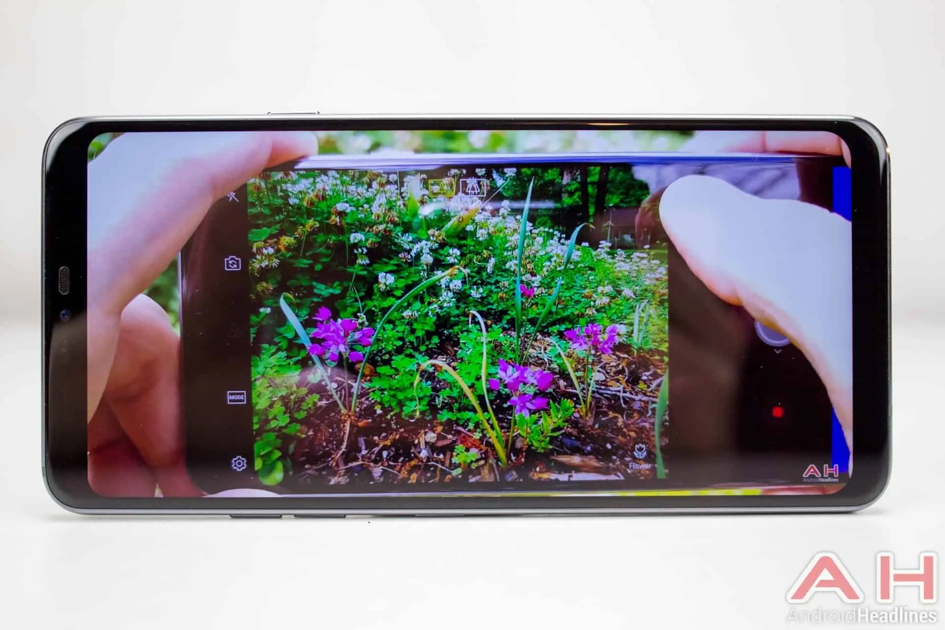 LG G7 ThinQ AH NS 38 aspect ratio