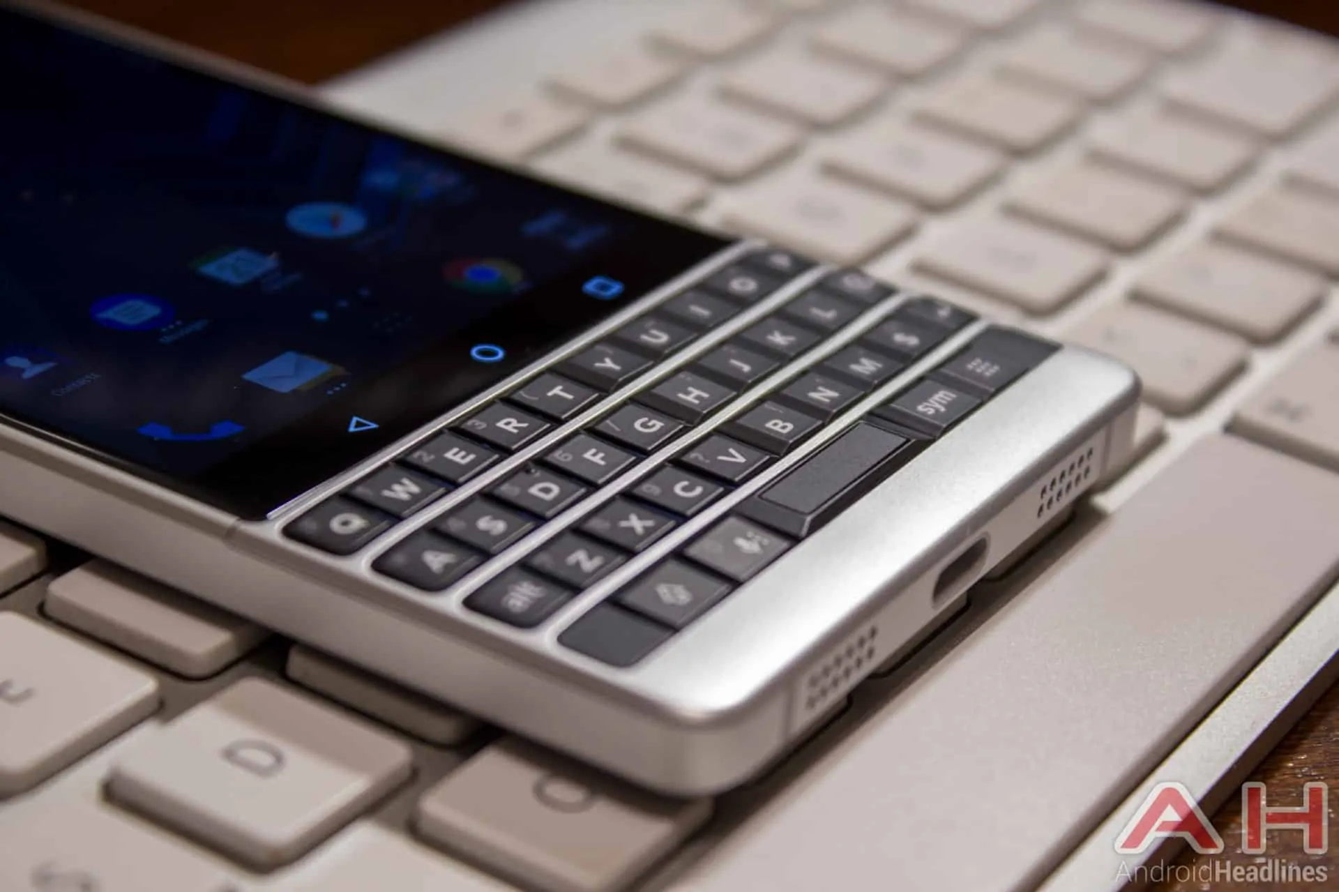 Blackberry KEY2 AH NS 11