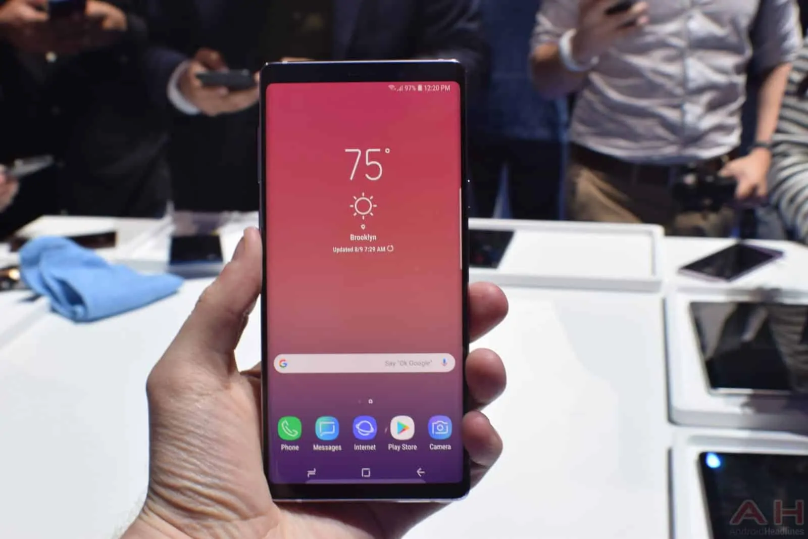 Samsung Galaxy Note 9 AM AH 18