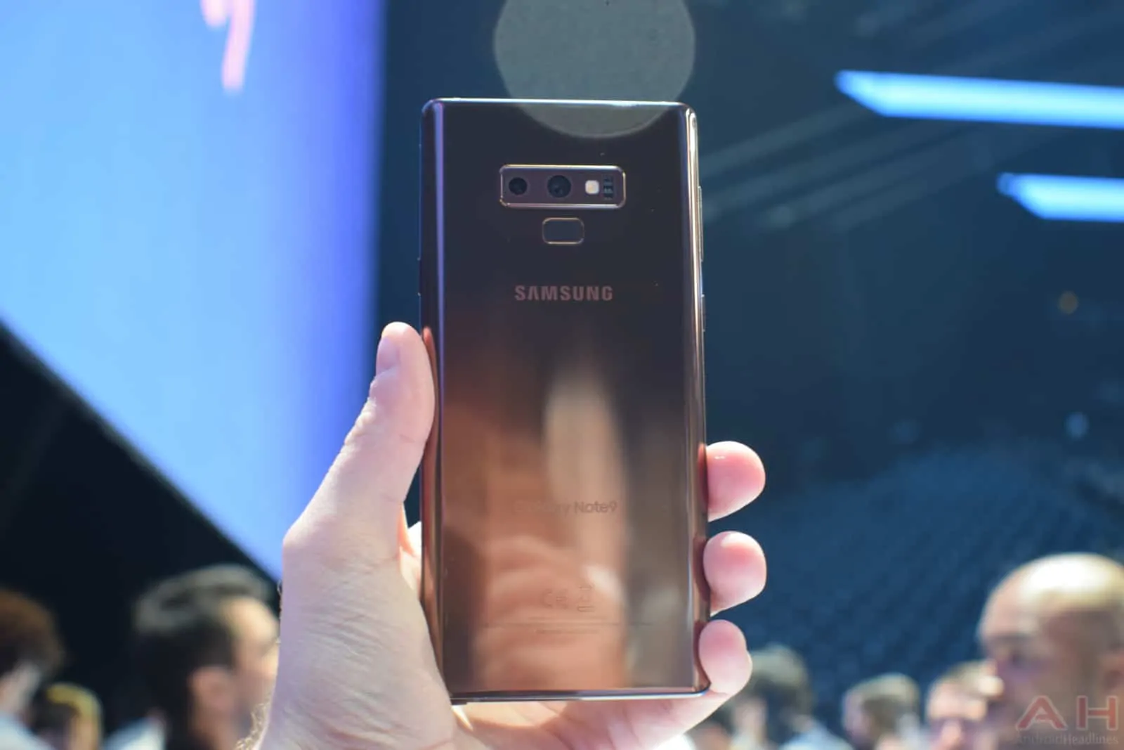 Samsung Galaxy Note 9 AM AH 33