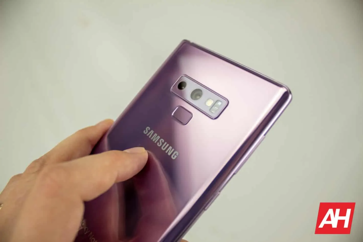 Featured image for T-Mobile Galaxy S9, S9+ & Note 9 Receiving The One UI 2.5 Update