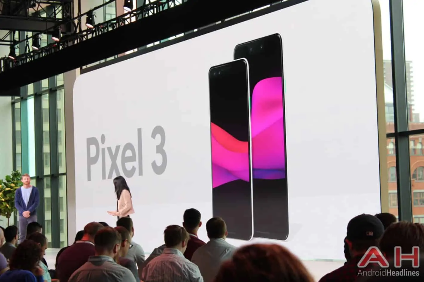 Featured image for Google Pixel 3 & 3 XL Announced, Are Both Similar And Familiar