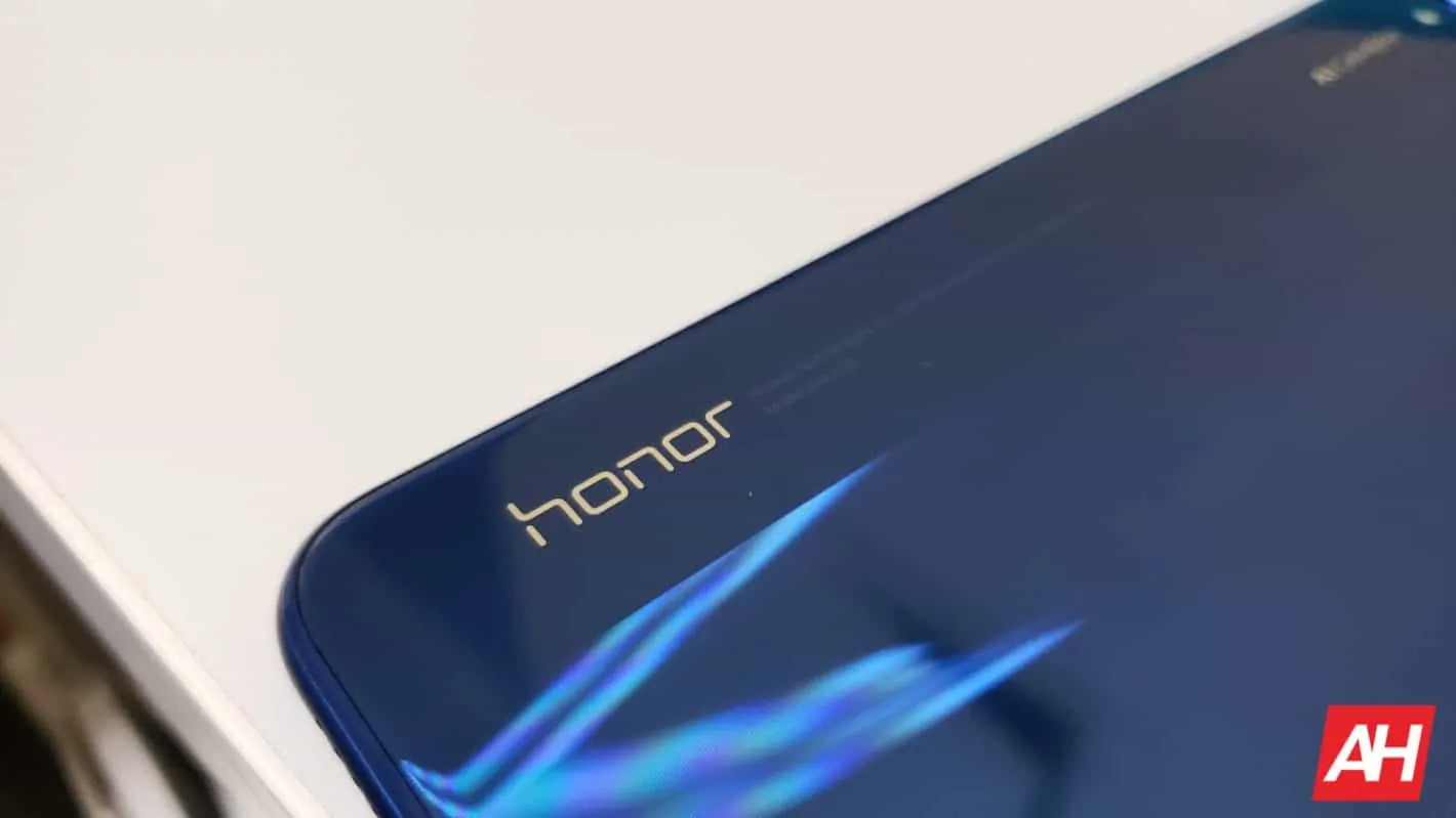 Featured image for Latest Honor V20 Leak Shows New Notch Type