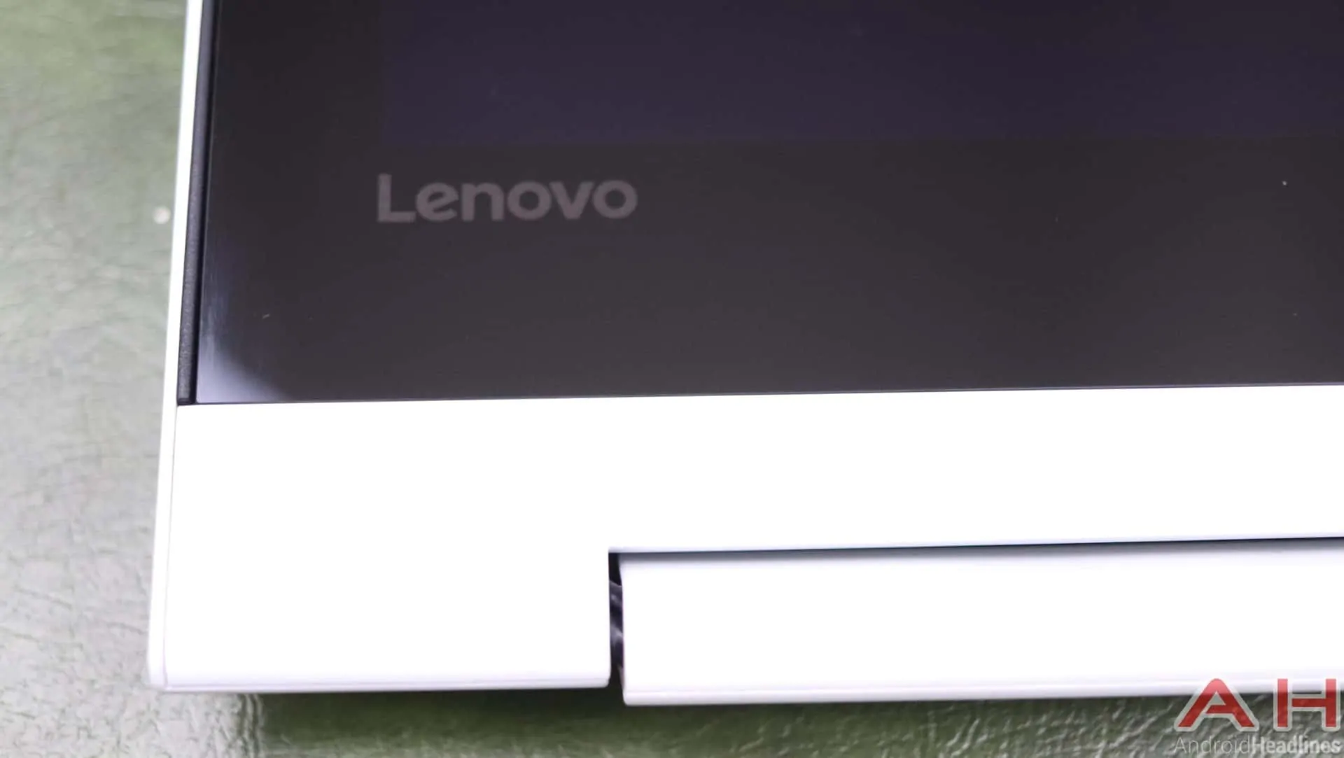 Lenovo C330 Review Hardware AH 16