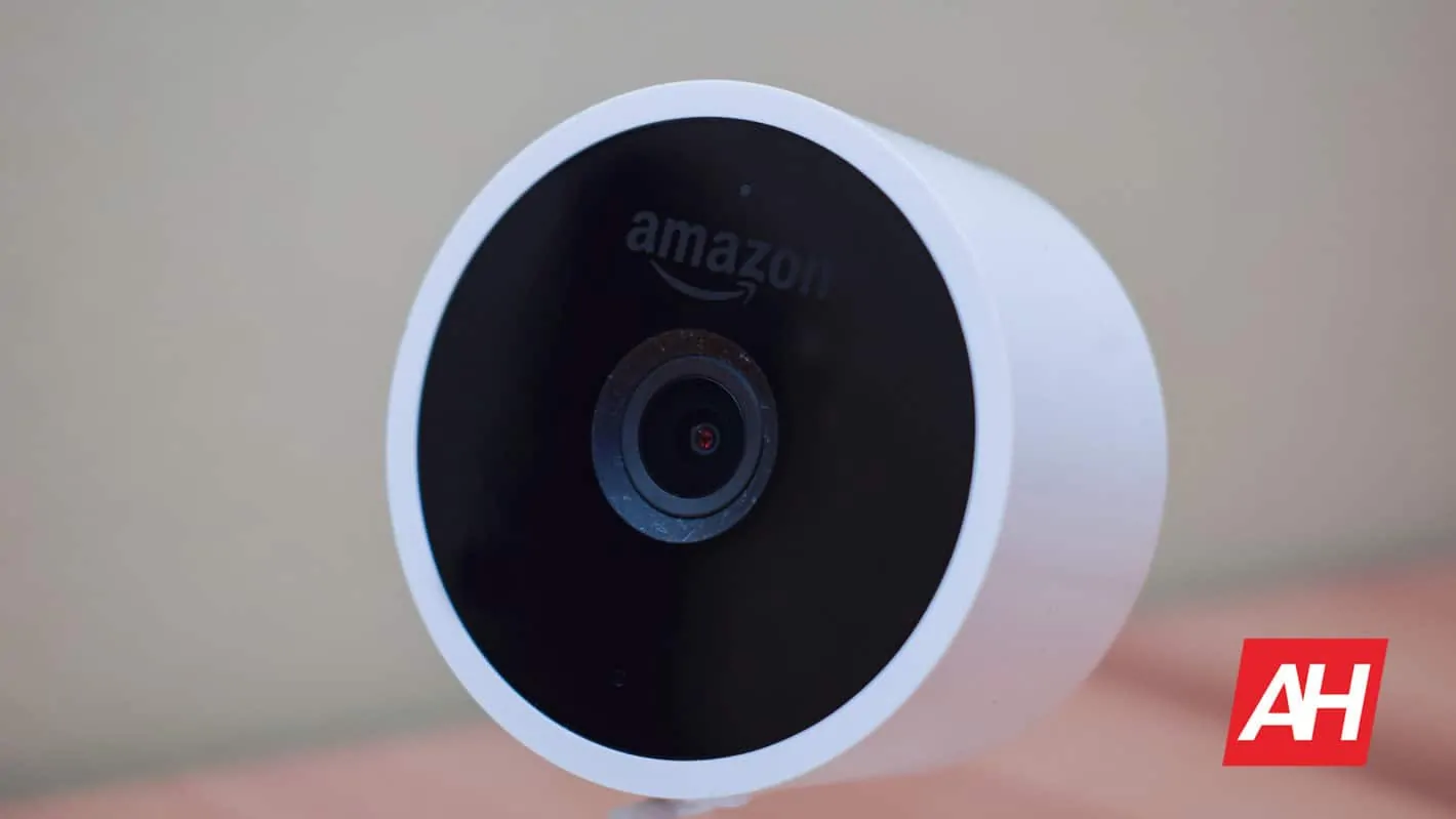 Featured image for Amazon To End Cloud Cam Support; Users Will Get A Free Blink Mini