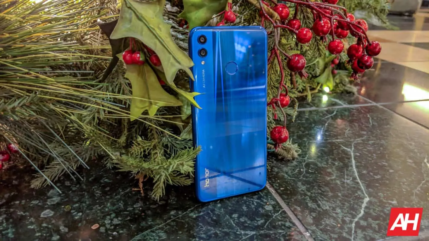 Featured image for HONOR 8X's FullView Display, AI Camera Are Great For The Holidays