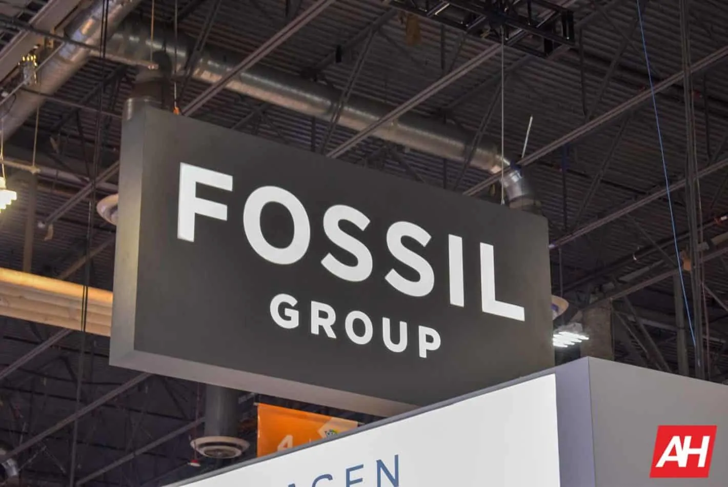 Featured image for Fossil is exiting the smartwatch business for good