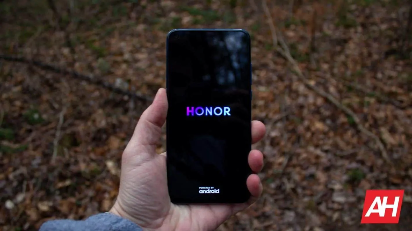 Featured image for HONOR Signs Partnerships With Qualcomm, Intel, Samsung & Others