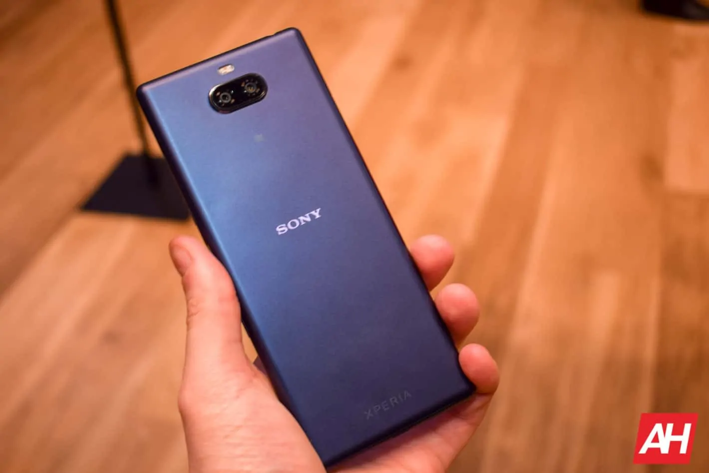 Featured image for Sony Xperia 10 & Xperia 10 Plus Gets Android 10 Update