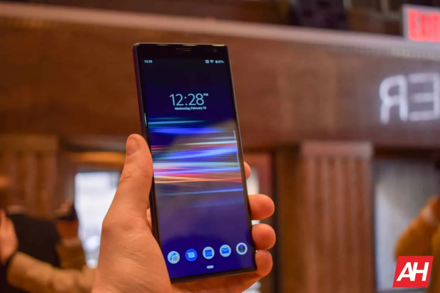 Featured image for Hands On With Sony Xperia 10 & 10 Plus: Ultrawide Hits The Mid-Range