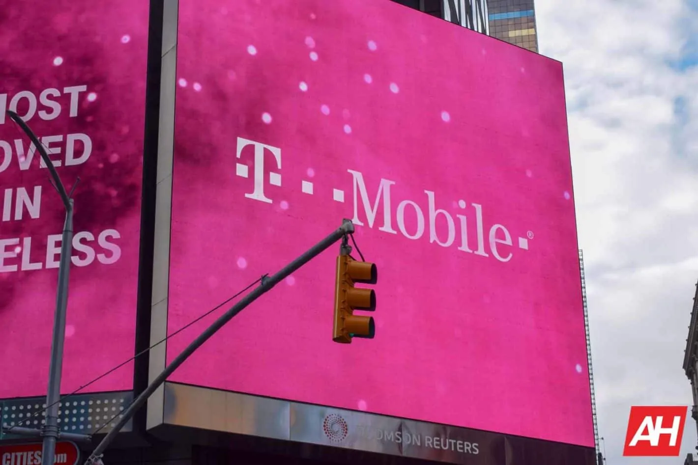 Featured image for T-Mobile Lights Up High-speed Mid-band 5G in Over 80 Cities