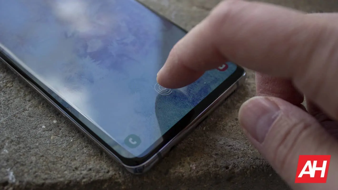 Featured image for You Can Now Disable Fingerprint Unlocking Animation On Your Galaxy S20