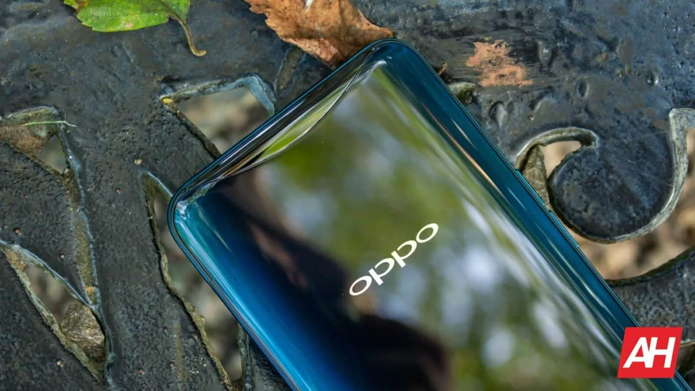 Featured image for OPPO Accidentally Confirmed Launch Date Of Its First Foldable Smartphone