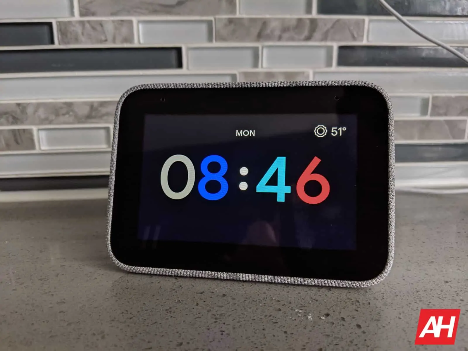 Lenovo Smart Clock Review AM AH 2