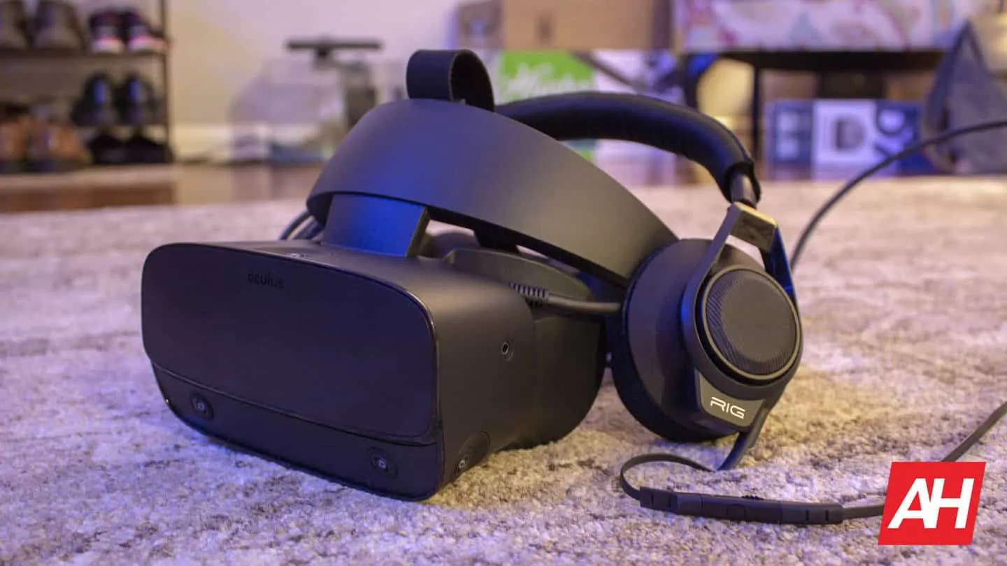 Oculus Rift S with Headphones attached