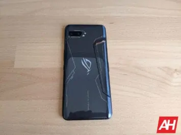 ASUS ROG Phone II 3