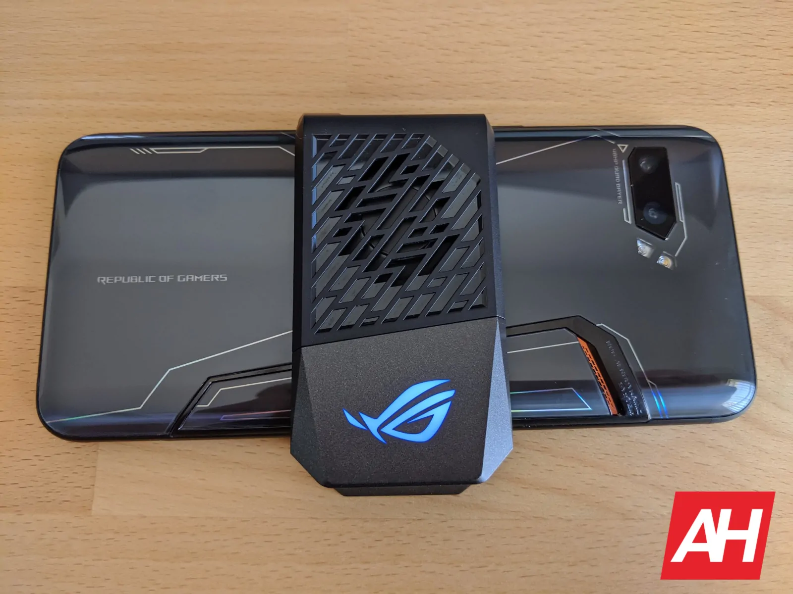 ASUS ROG Phone II 9