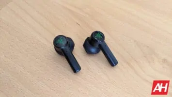 Razer Hammerhead True Wireless Earbuds Review 9