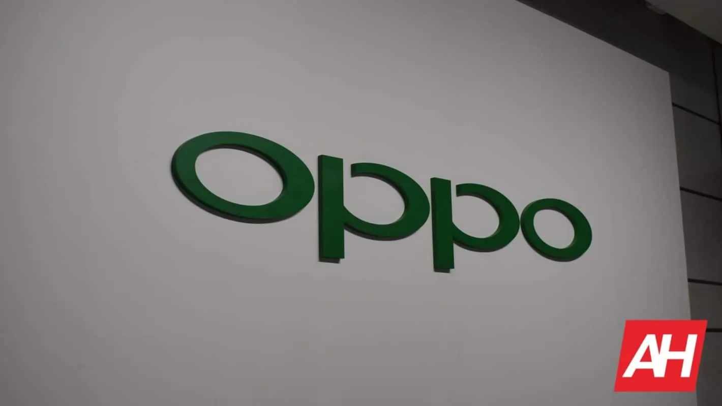 Featured image for Leaked Video Shows Oppo Phone With Retractable Camera