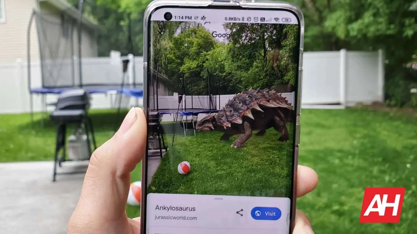 Featured image for Now You Can See Dinosaurs Up Close In 3D AR With Google Search