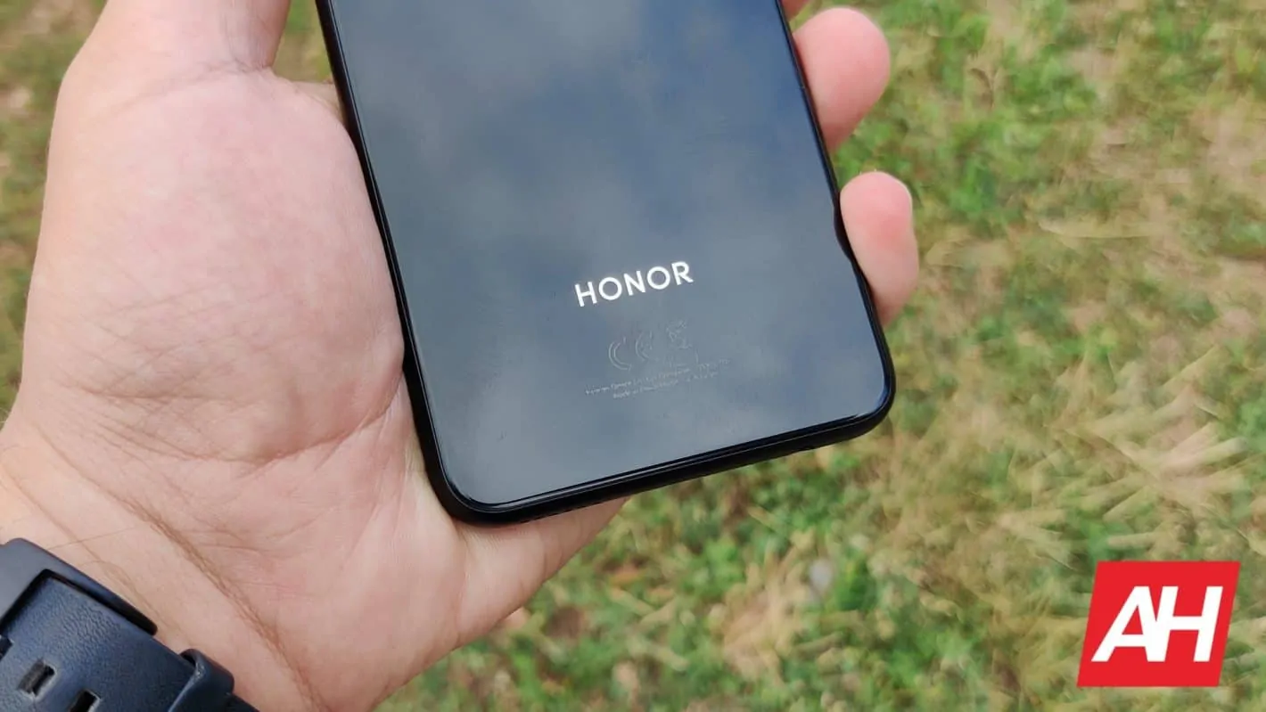 Featured image for HONOR Developing A New Line Of Phones With Google Services