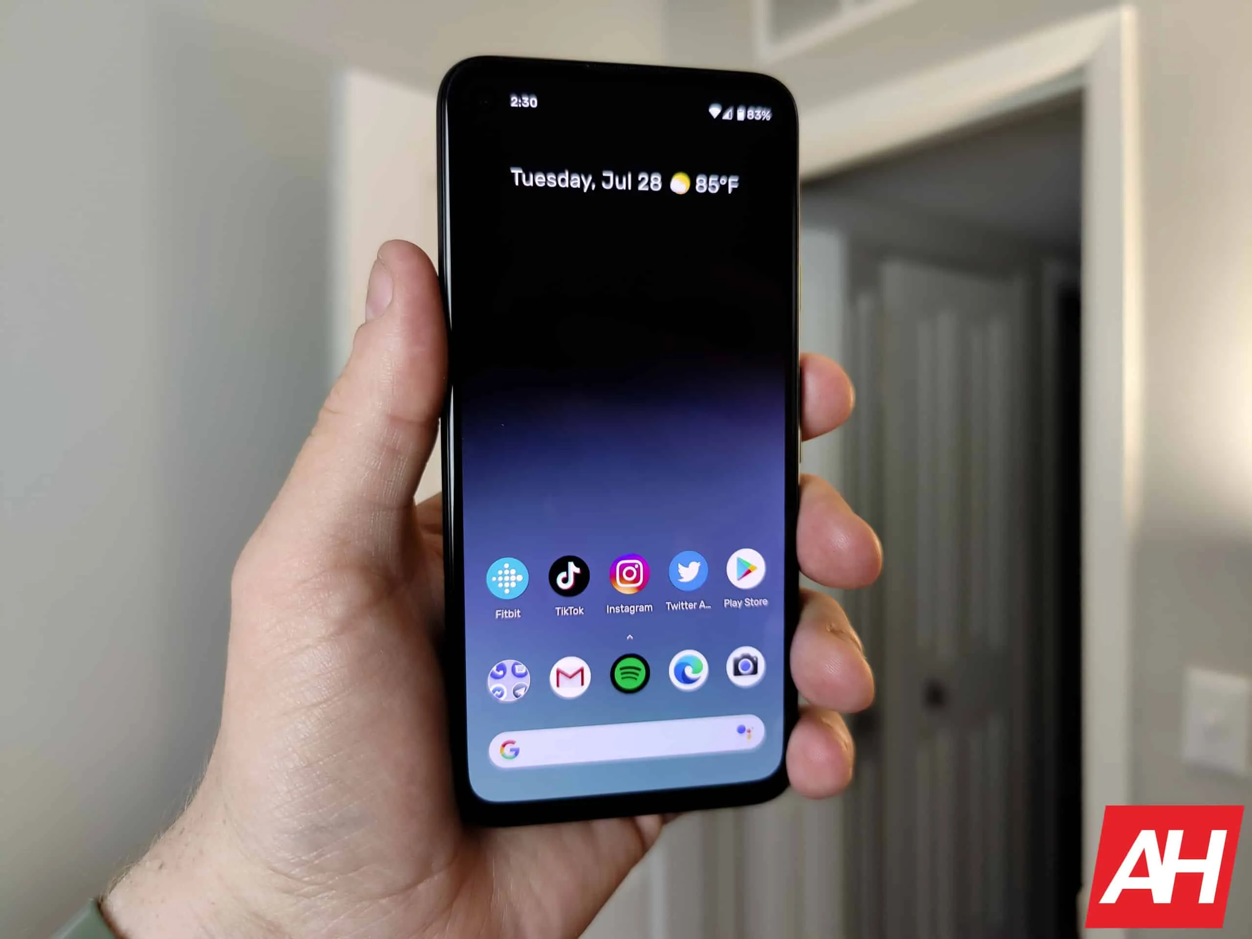 Google Pixel 4a Review AM AH 6