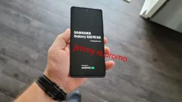 Samsung Galaxy S20 FE real life image leak 1