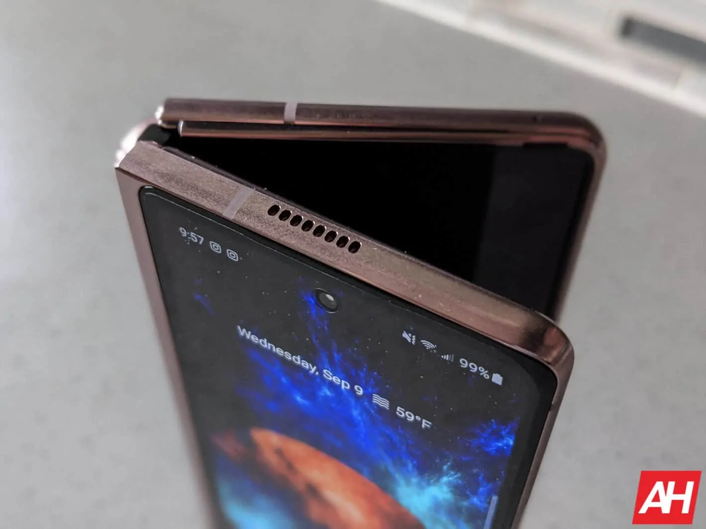 Featured image for Galaxy Z Fold 2 picks up July 2023 update in the US