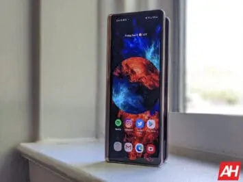 Samsung Galaxy Z Fold 2 AM AH 7