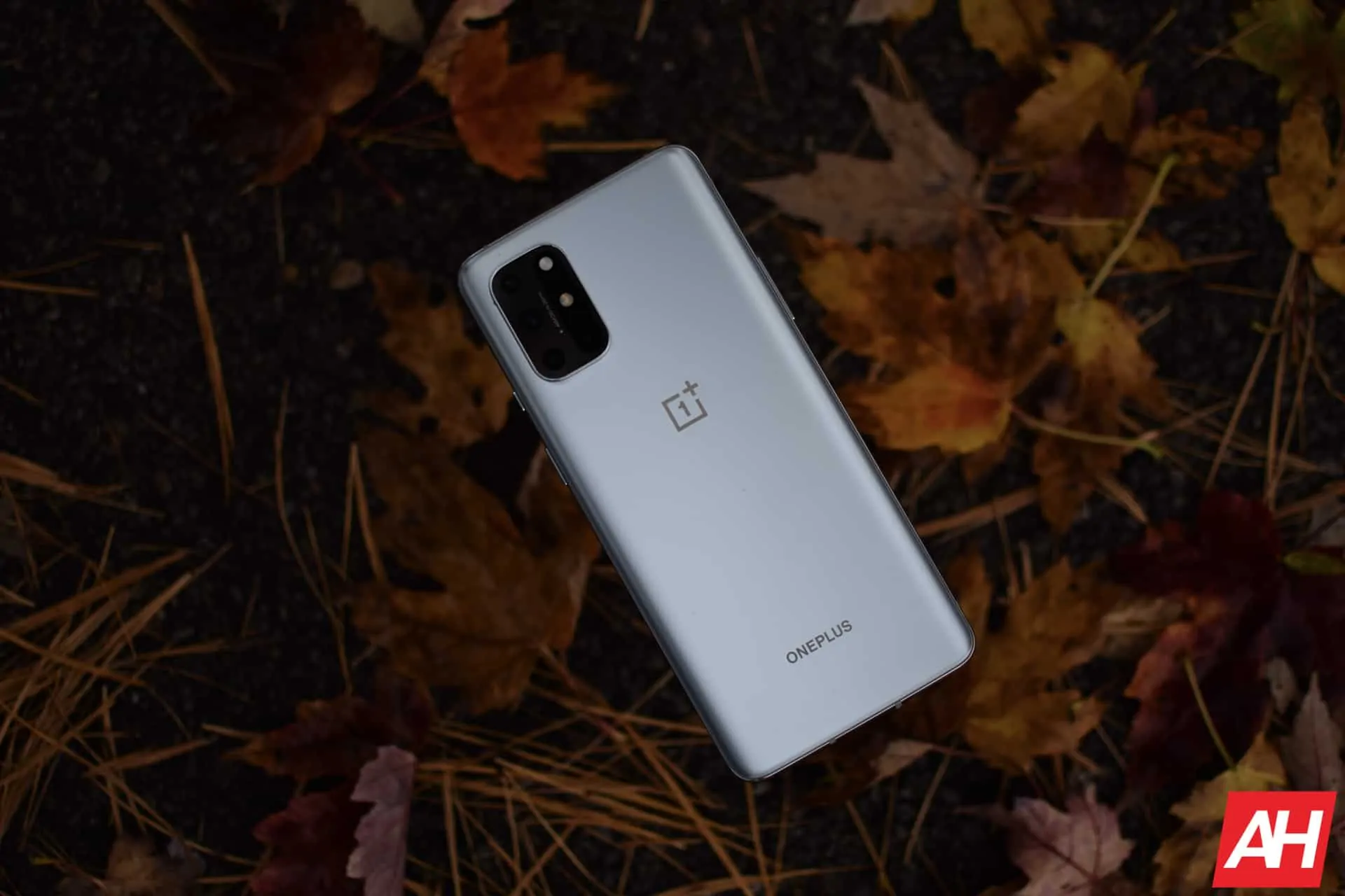 Oneplus 8T AM AH 18