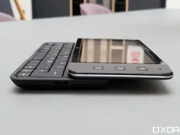 Sony Ericsson VAIO prototype xda4